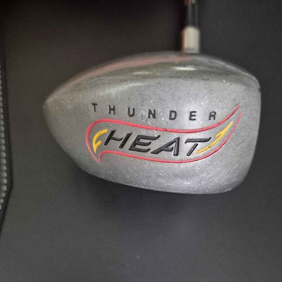 Spalding Top Flite 9.5° Driver - 'THUNDER HEAT'- Graphite Medium Flex - RH - 44" - Picture 9 of 10